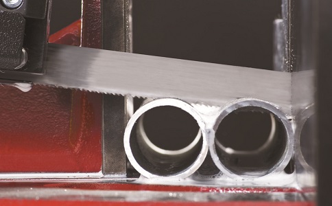 宁波锯切金属材料时出现卡带锯条原因以及处理方法？